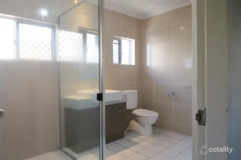 Property photo of 2/12-14 Winkworth Street Bungalow QLD 4870