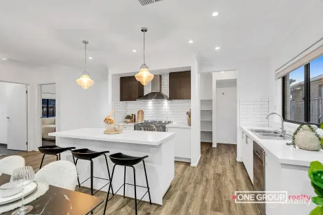 Property photo of 40 Equestria Boulevard Wollert VIC 3750