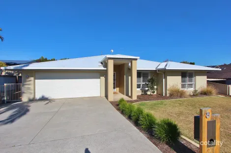 Property photo of 8 Catalina Close Lake Cathie NSW 2445