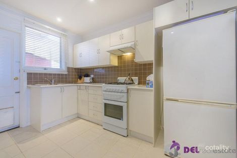 Property photo of 2/55 Bayside Avenue Edithvale VIC 3196
