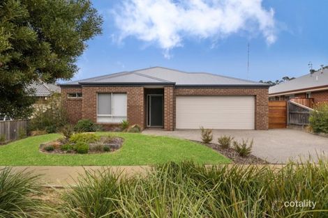 10 Grange Dr, Broadford, VIC 3658