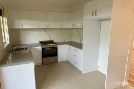 Property photo of 35 Mulberry Crescent Frankston North VIC 3200