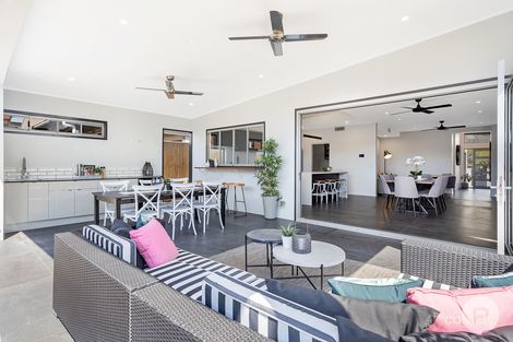 Property photo of 157 Main Avenue Wavell Heights QLD 4012
