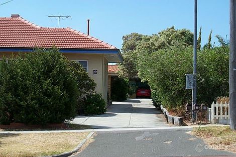 Property photo of 2/251 Preston Point Road Bicton WA 6157