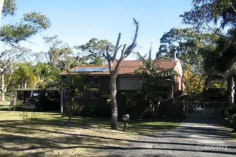 2 Teragalin Dr, Chain Valley Bay, NSW 2259