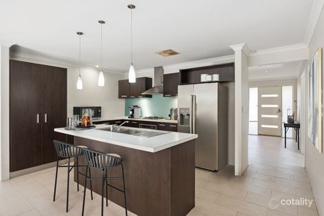 Property photo of 23 Kentucky Boulevard Hocking WA 6065