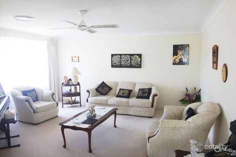 Property photo of 1 Whitehaven Drive Lakelands NSW 2282