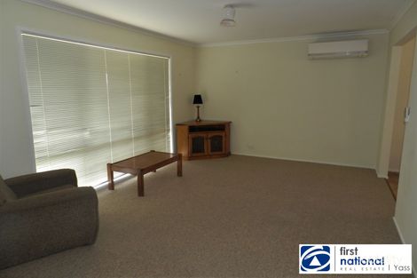 Property photo of 52 Merriman Drive Yass NSW 2582