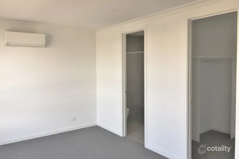 Property photo of 19 Jackson Green Boulevard Clayton South VIC 3169