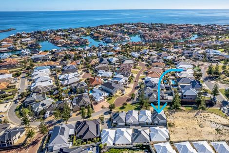 Property photo of 4/23 Australis Circle Wannanup WA 6210