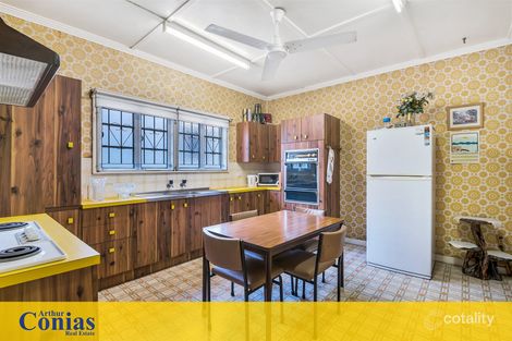 Property photo of 94 McIlwraith Avenue Norman Park QLD 4170