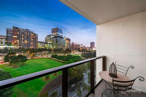 57/801 Bourke St, Docklands, VIC 3008