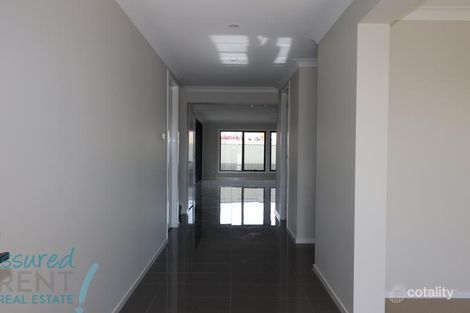 Property photo of 23 Kirby Way Oran Park NSW 2570