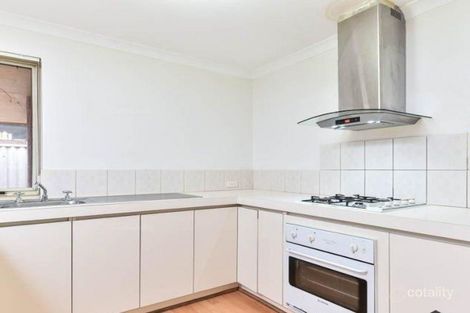 Property photo of 2/34 Mallard Way Cannington WA 6107