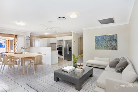 Property photo of 11 Holterman Court Mudgeeraba QLD 4213