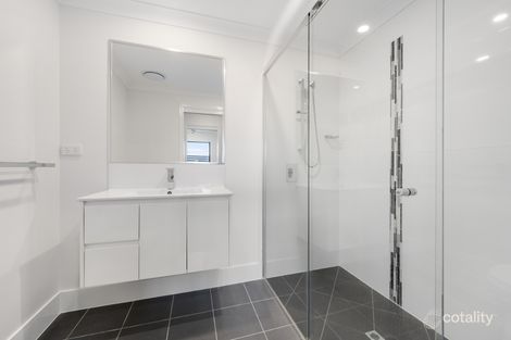 Property photo of 44/52 Latham Street Chermside QLD 4032
