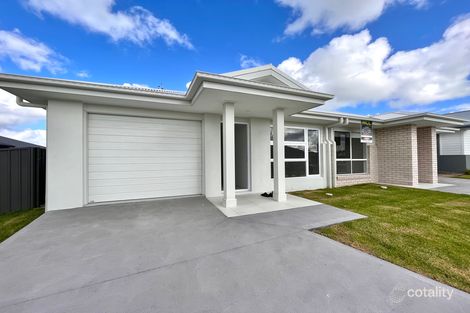 Property photo of 1/21 Sunset Drive Thornton NSW 2322