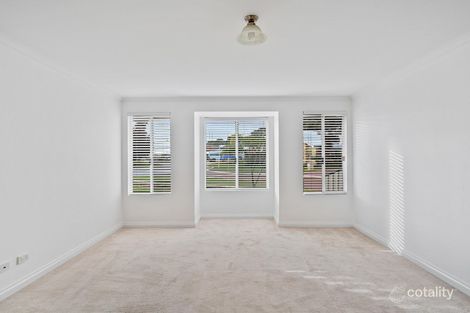 Property photo of 26 Brackenridge Ramble Meadow Springs WA 6210