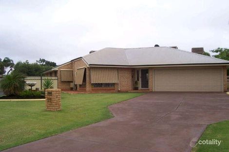 Property photo of 27 Rainsford Loop Boulder WA 6432