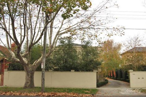 2/558 Orrong Rd, Armadale, VIC 3143