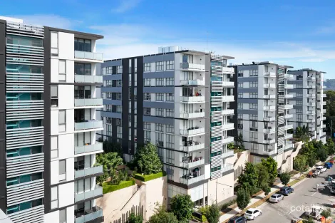 720/1-39 Lord Sheffield Cct, Penrith, NSW 2750