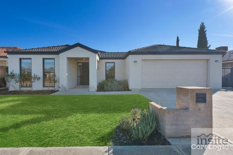 Property photo of 10 Yale Court Wangaratta VIC 3677