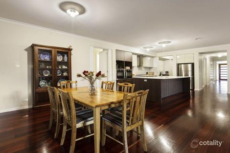 Property photo of 25 Wallace Road Burwood VIC 3125
