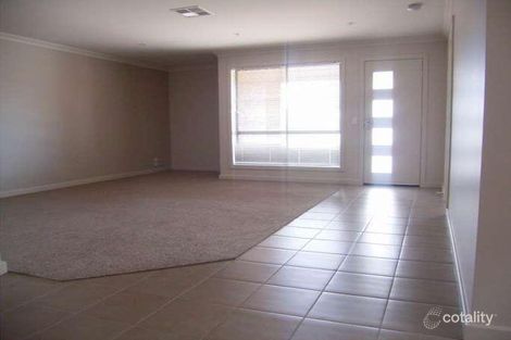 Property photo of 20 Dalbirra Place Springdale Heights NSW 2641