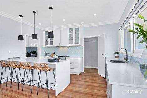 Property photo of 11 Edgecombe Street Hamlyn Heights VIC 3215