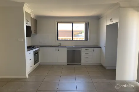 Property photo of 4 Volta Avenue Dubbo NSW 2830