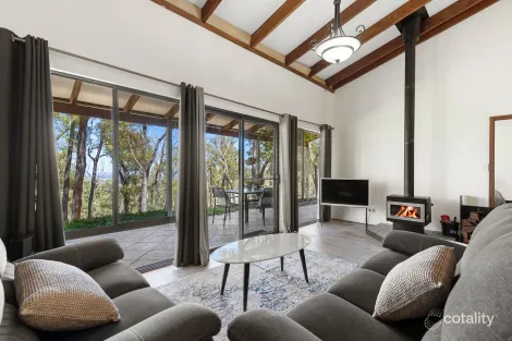 1/672 Tallathalla Rd, Waroona, WA 6215