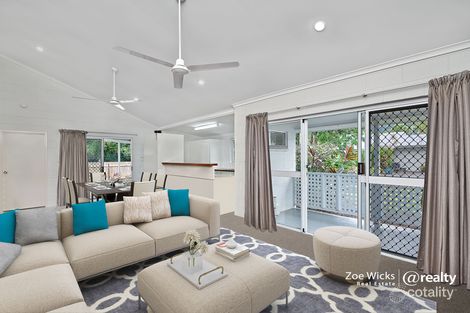 Property photo of 3/5-6 Seary Close Whitfield QLD 4870