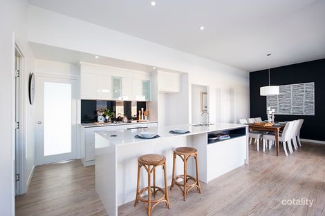 Property photo of 14 Tulipwood Circuit Boyne Island QLD 4680