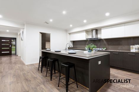 Property photo of 1 Cheval Place Clyde North VIC 3978