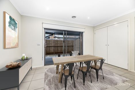 Property photo of 79 Rossiter Retreat Cranbourne North VIC 3977