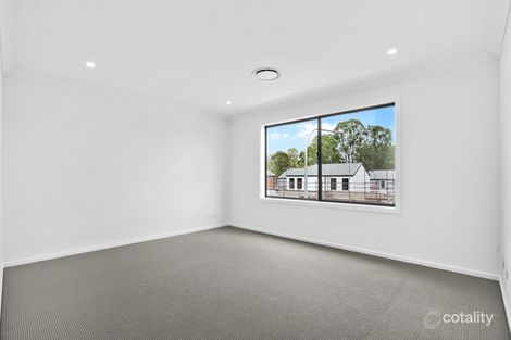 Property photo of 31 Ida Circuit Vineyard NSW 2765