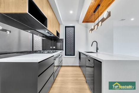 Property photo of 30 Streamlet Boulevard Tarneit VIC 3029