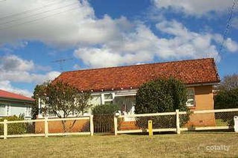 Property photo of 40 Henderson Street Newtown QLD 4350