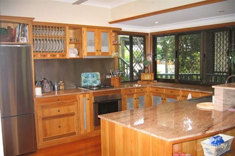 Property photo of 13 Grange Court Castle Hill QLD 4810