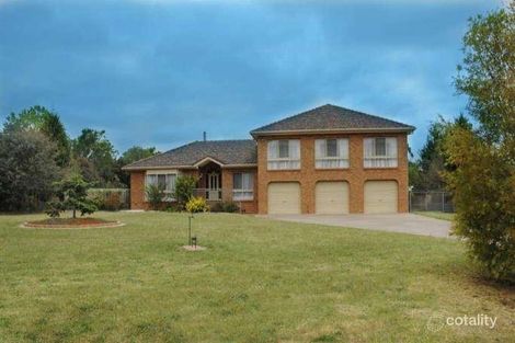 Property photo of 1-2 Gordon Close Narre Warren South VIC 3805