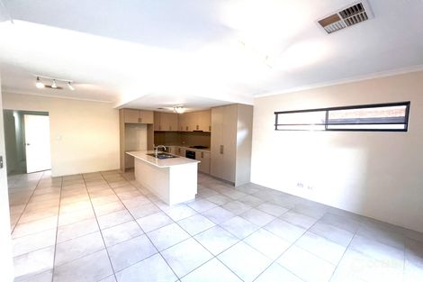 Property photo of 3/15 Blackfriars Meander Piara Waters WA 6112