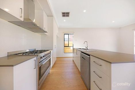 Property photo of 19 Leandon Avenue Wollert VIC 3750
