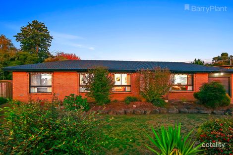Property photo of 48 Edward Road Chirnside Park VIC 3116