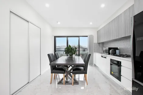 206/17 Wall St, Bonnyrigg, NSW 2177