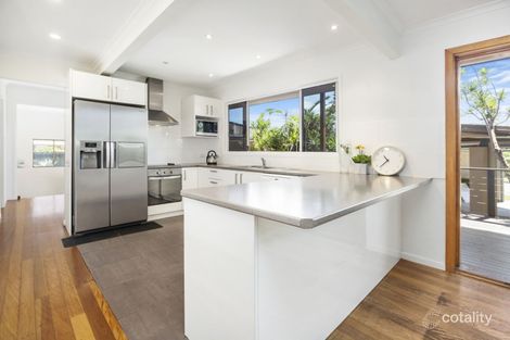 Property photo of 19 Illaroo Street Palm Beach QLD 4221