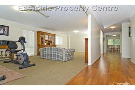 Property photo of 42 Figtree Place Wakerley QLD 4154