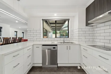 Property photo of 16 Talbot Grove McCrae VIC 3938