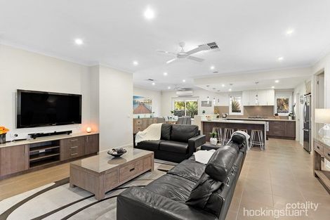 Property photo of 22 Walhalla Drive Eynesbury VIC 3338