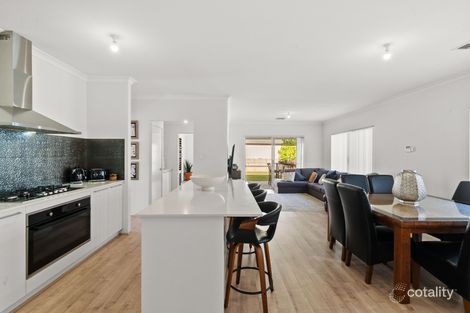 Property photo of 37 Bonnington Loop Madora Bay WA 6210