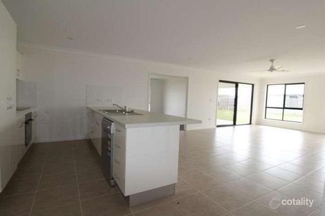Property photo of 15 Speargrass Parade Mount Low QLD 4818